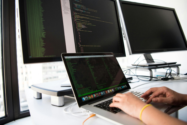 光伏支架價格及電纜橋架選擇攻略:電纜支架